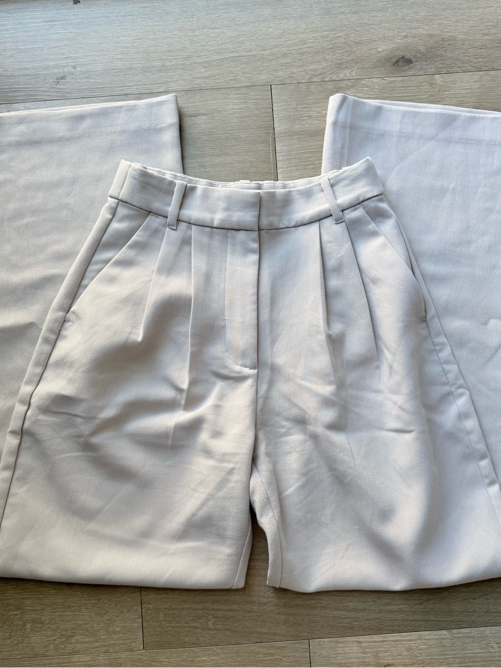 Abercrombie Curve Love Tailored Wide Leg Pleated Pants 24 00S Cream